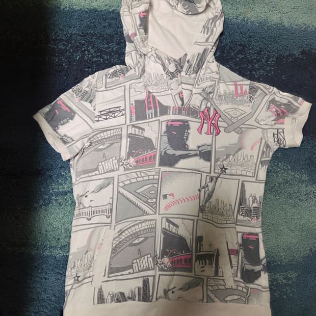 택포)MLB NY 반팔후드 Y2K 카툰 야구 농구 축구 고세구 짱구 흰색