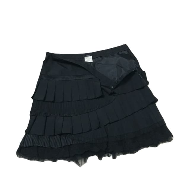 black lace point skirt