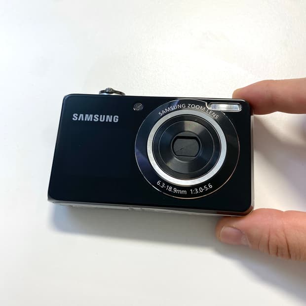 삼성 VLUU PL100 디지털 카메라