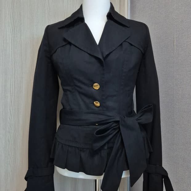 버버리 블루라벨 프릴 하프 프렌치코트 갸루