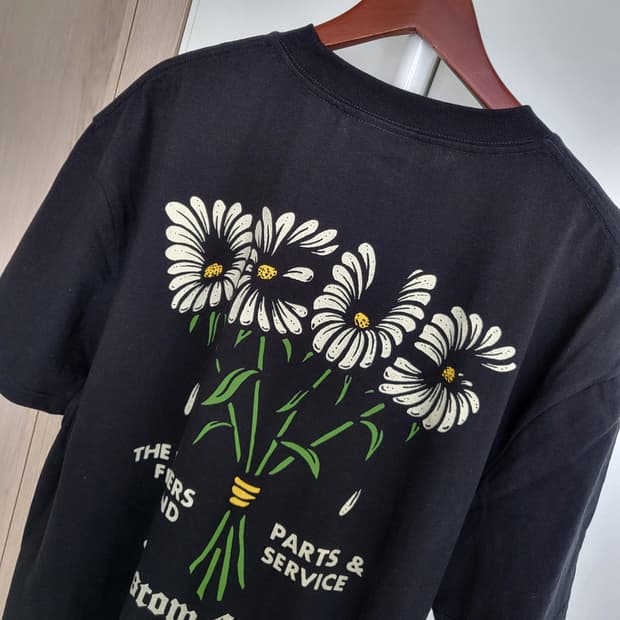 데우스 플라워 반팔 티셔츠 (남녀공용) 핏