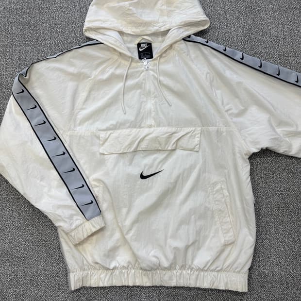 나이키 빅로고 하프집업 아노락