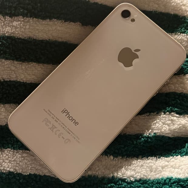 아이폰 4 (순정 풀박스 x)