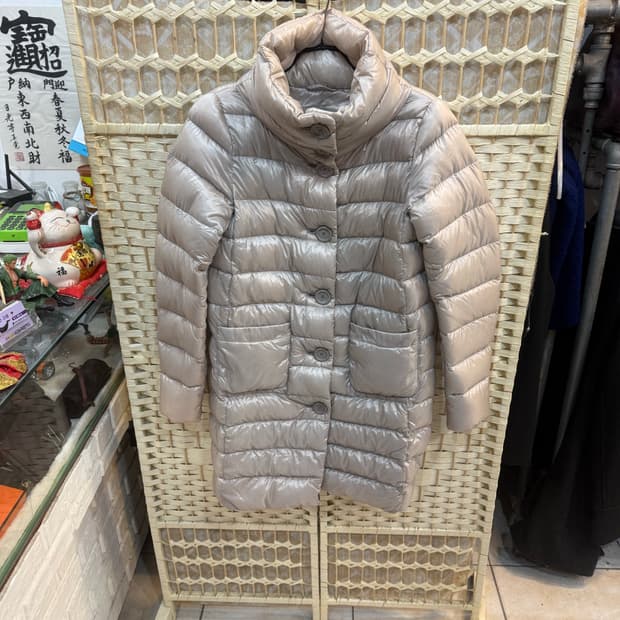 40/55 정품 에르노 아멜리아 하이넥 패딩 팝니다