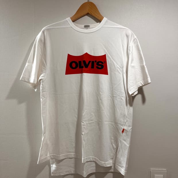 FAKE LOGO TEE