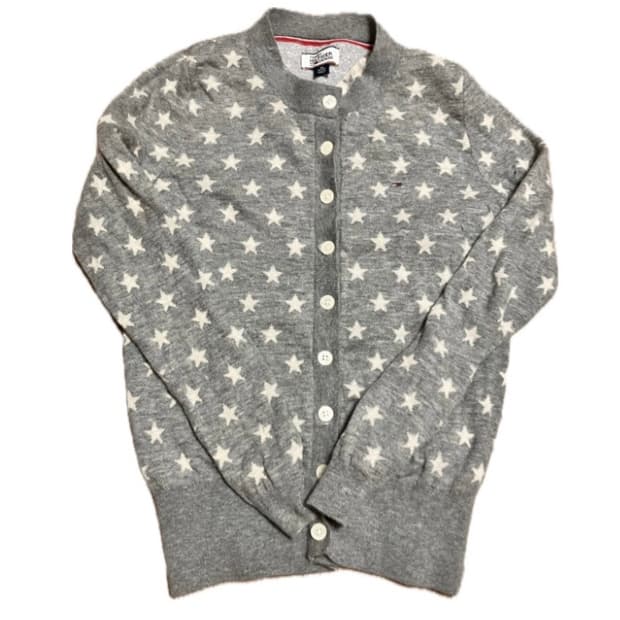 타미 그레이 톤온톤 별 패턴 프레피 니트