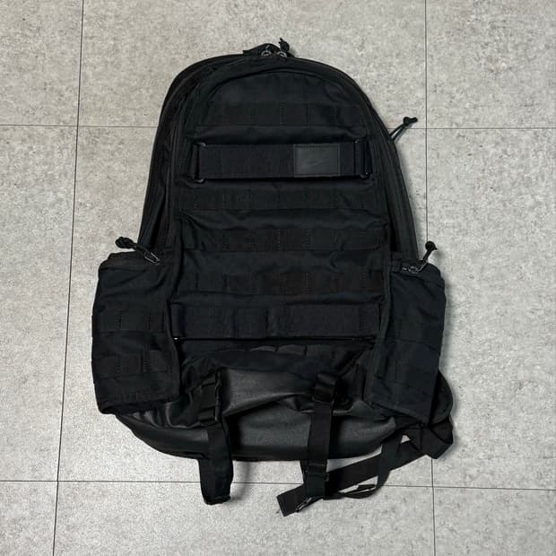 나이키 NSW RPM 백팩 26L 블랙