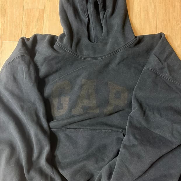 이지갭 도브 발렌시아가 후드 워시드 블랙