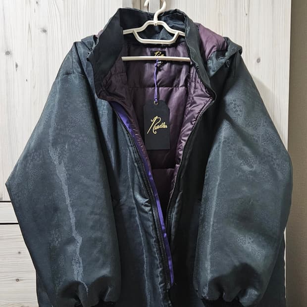 니들스 Hooded Down Sur coat 써 코트 패딩