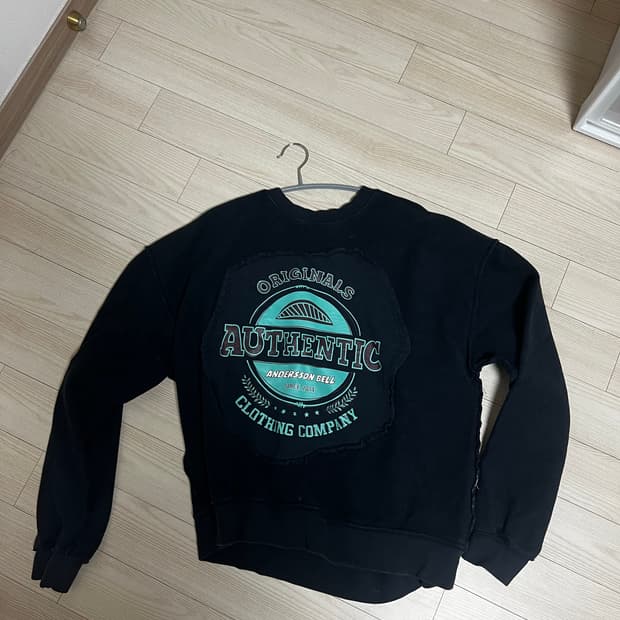 앤더슨벨 어센틱 맨투맨