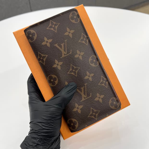 루이비통 모노그램 브라짜 장지갑 