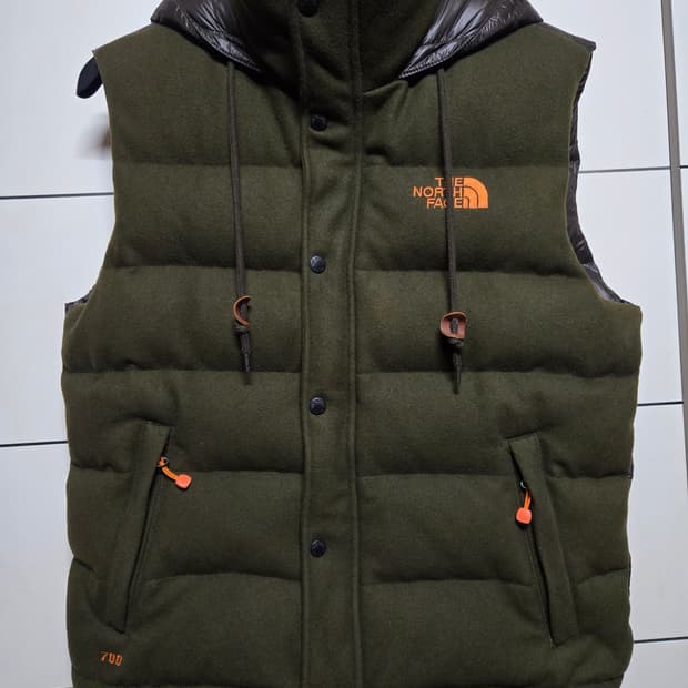 노스페이스 700 남성 구스다운 패딩 조끼