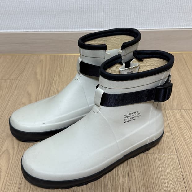 260) 문스타 스니커즈 장화