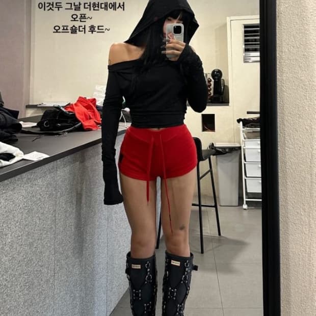 Toh 모하비 오프숄더 후드