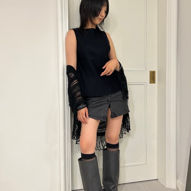 Dark Navy Pleats Sleeveless / 빈티지 플리츠 나시