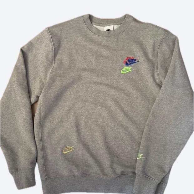 새것) 나이키 더블스우시 맨투맨