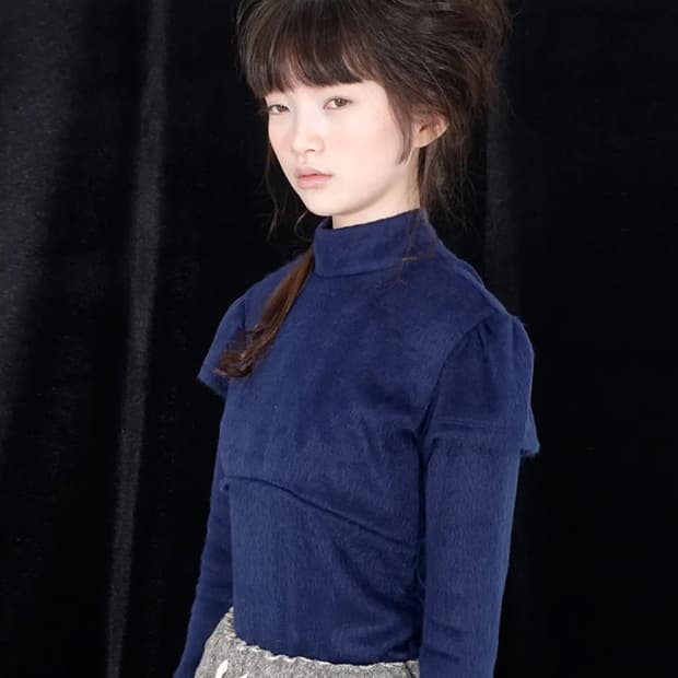 샵페어리 shop faerie hairy puff line top 