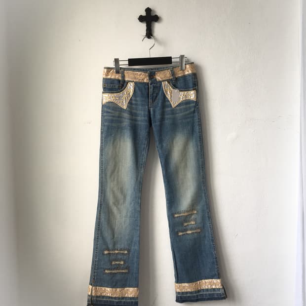 Beads trimming point denim pants