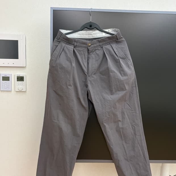 홀리선 그레이팬츠