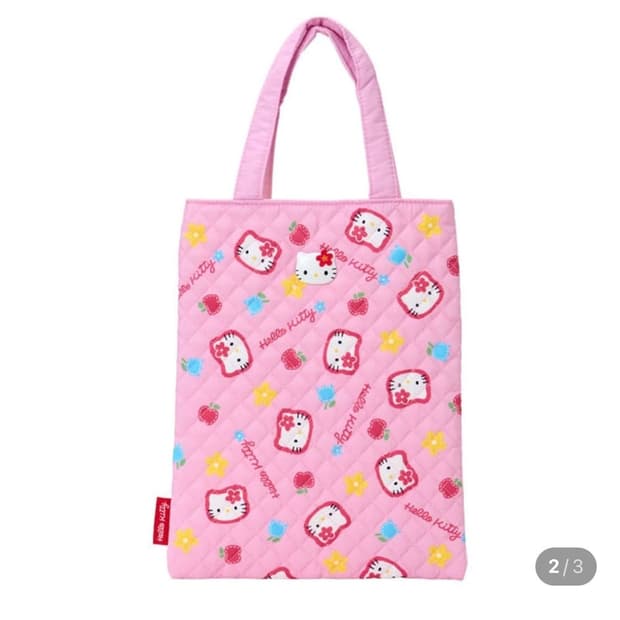 헬로키티 한정판 모두의 퀼트 가방 팝니다