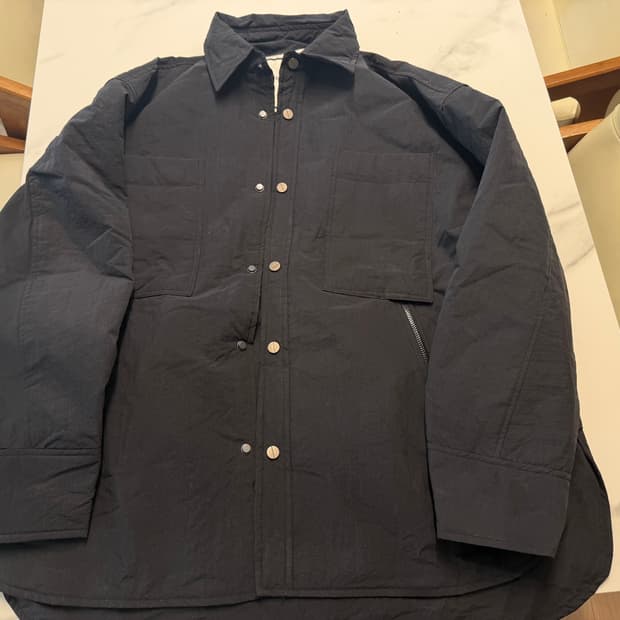 우영미 패디드 셔츠 자켓 52(110-115) 정품