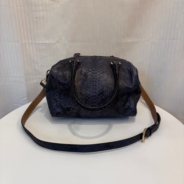 정품 크리스티나에페 리얼 파이톤 뱀피 투웨이백   