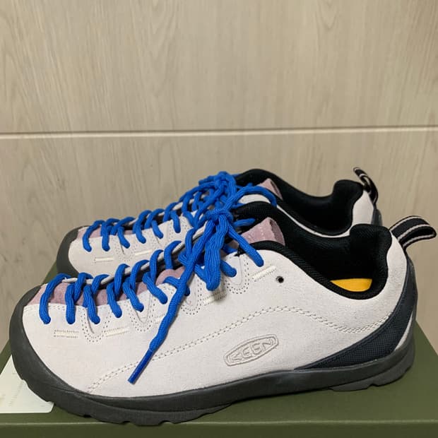 킨 재스퍼 스웨이드 스니커즈 버치 펀