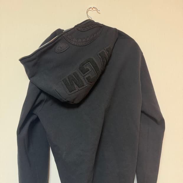 베이프 샤크후드집업