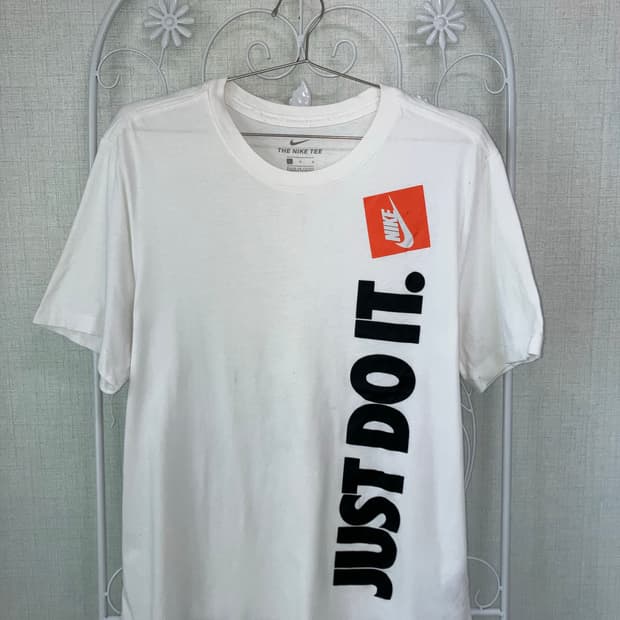 빈티지 나이키 화이트 레터링 반팔 티셔츠 y2k 스트릿 갸루 펑키500 