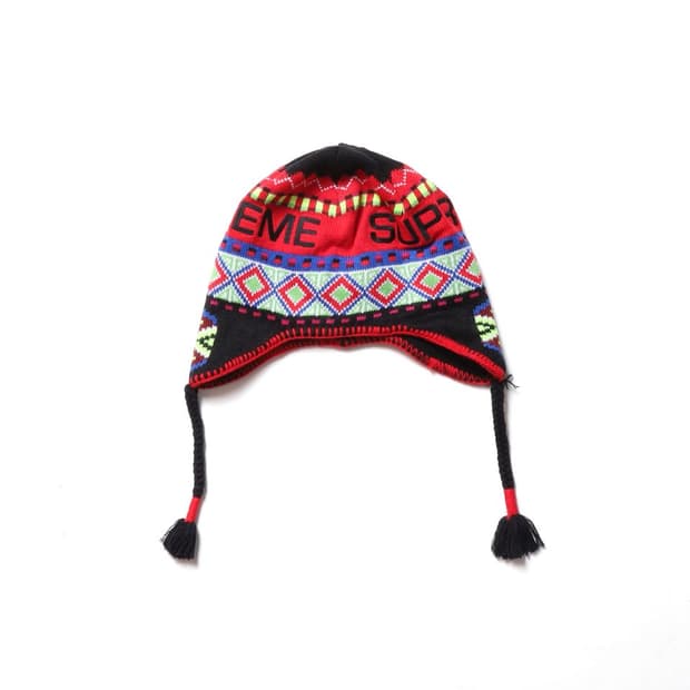 슈프림 Supreme Neplai Earflap Beanie 
