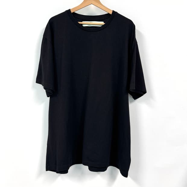 OFF WHITE 오프화이트 그린 테이핑 애로우 스케이트 핏 블랙 티셔츠