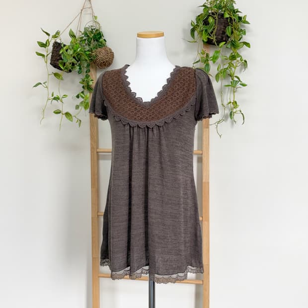 JPN/ 레이스 카키브라운 반팔 튜닉 모리룩레이어드 반팔레이어드