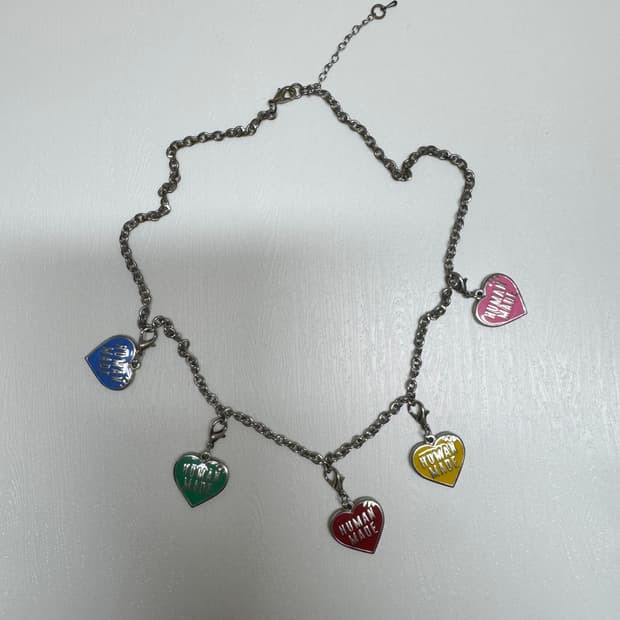 휴먼메이드 파이브 하트 목걸이