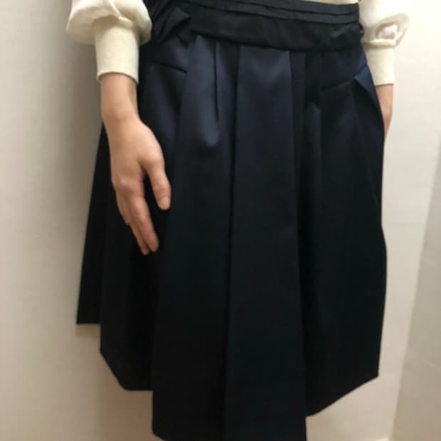 빈티지 네이비 리본 새틴 스커트