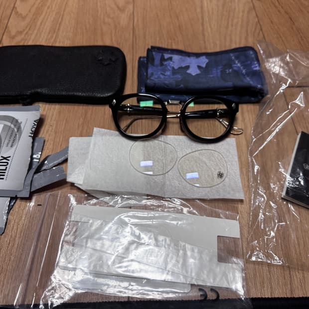 크롬하츠 sac 블랙실버 팝니다