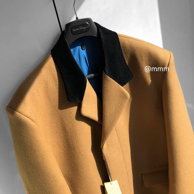 마르니/ 카멜 코트