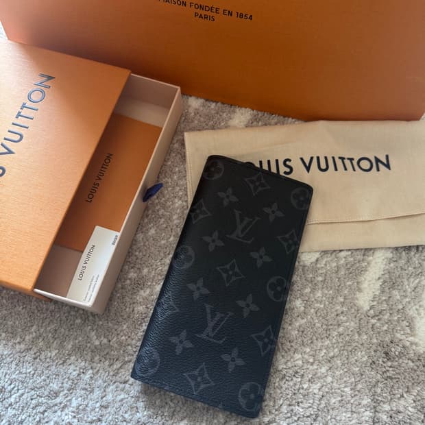 정품 루이비통 장지갑 이클립스 블랙