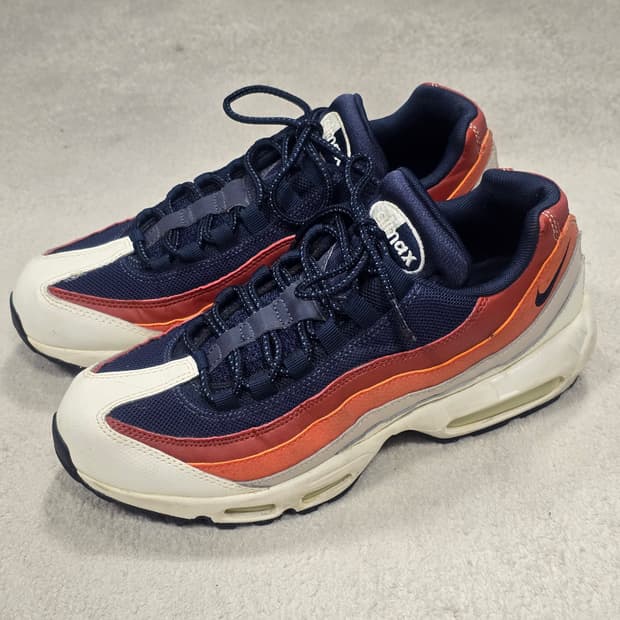 나이키 에어맥스 95 에센셜 세일 옵시디언 260