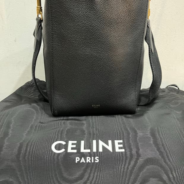 셀린느 상글 스몰 버킷백 블랙 정품