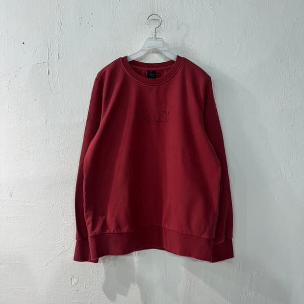 오클리 맨투맨 M