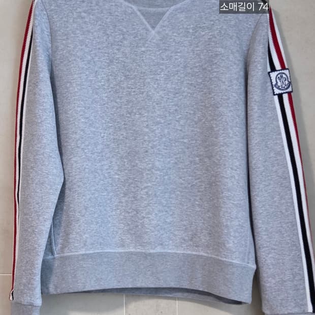 몽클레어 감마블루 스웻 S
드라이완료 택포