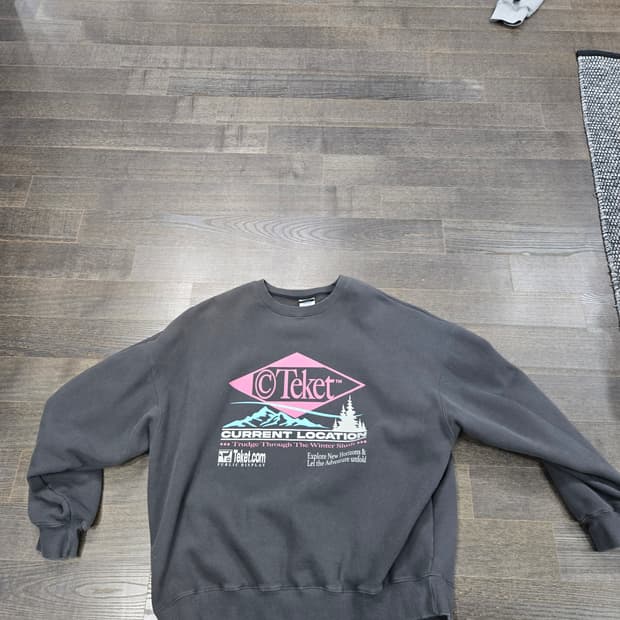 테켓 맨투맨 그레이