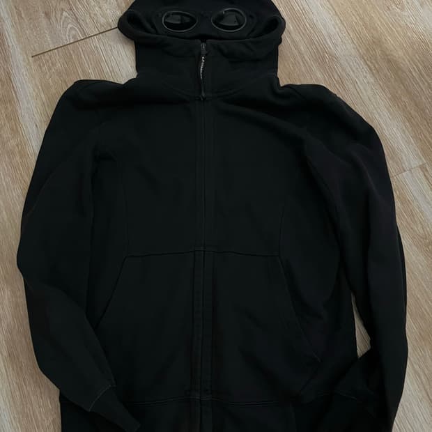 Cp컴퍼니 후드집업