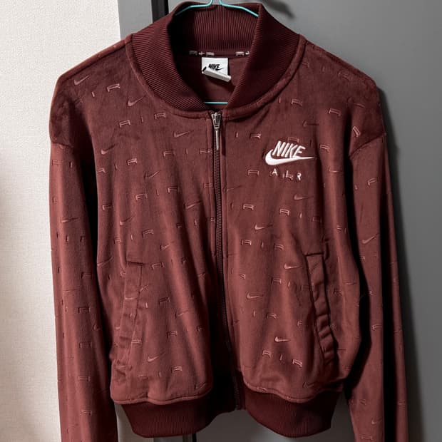 나이키 스우시 패턴 브릭 벨벳 집업 트랙탑 져지 L