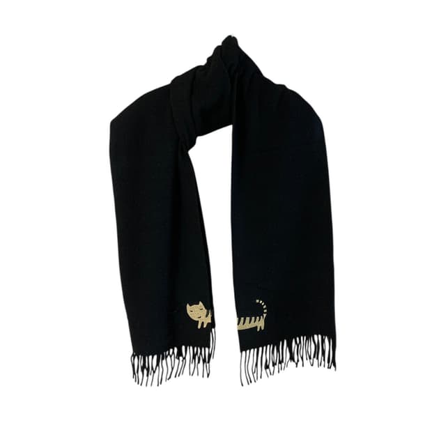 츠모리치사토 목도리