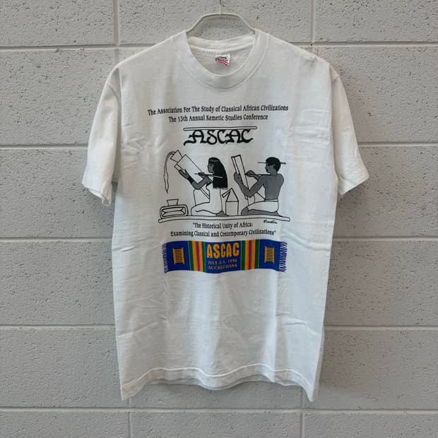 90s Vintage Fruit Of The Loom Tshirt