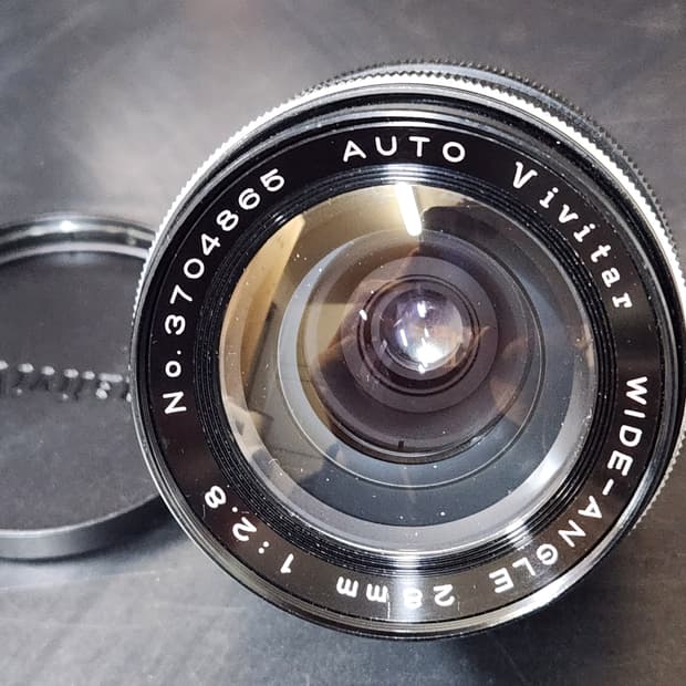 Vivitar 28mm f/2.8 Auto Wide-Angle 렌즈