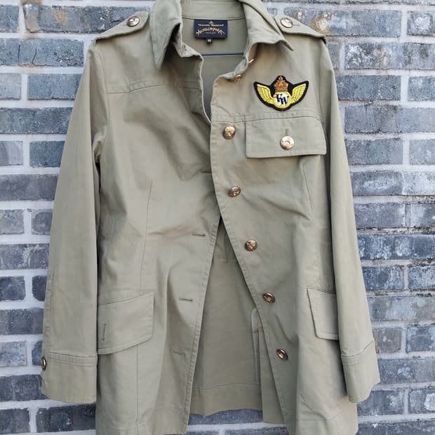 새제품 비비안웨스트우드 언발란스 버튼 밀리터리코트 야상 40