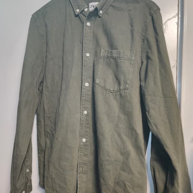 자라 셔츠 카키색 L
