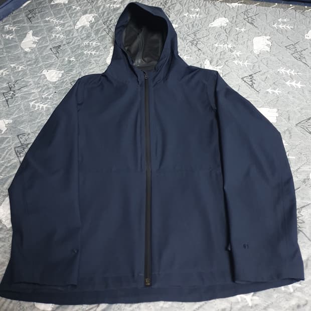 유니클로 블록테크 후드 레인자켓 네이비 (L)